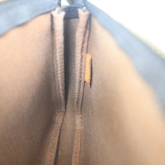 LOUIS VUITTON Pochette Accessoires Shoulder Bag Monogram Leather 498-082025 - Picture 12 of 16